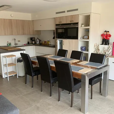 La Madeleine Apartament *